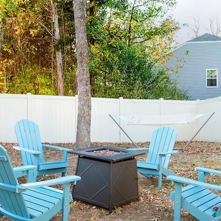 Villa Near Clt Airport - 4Bd - Backyard - Balcony à Charlotte Extérieur photo