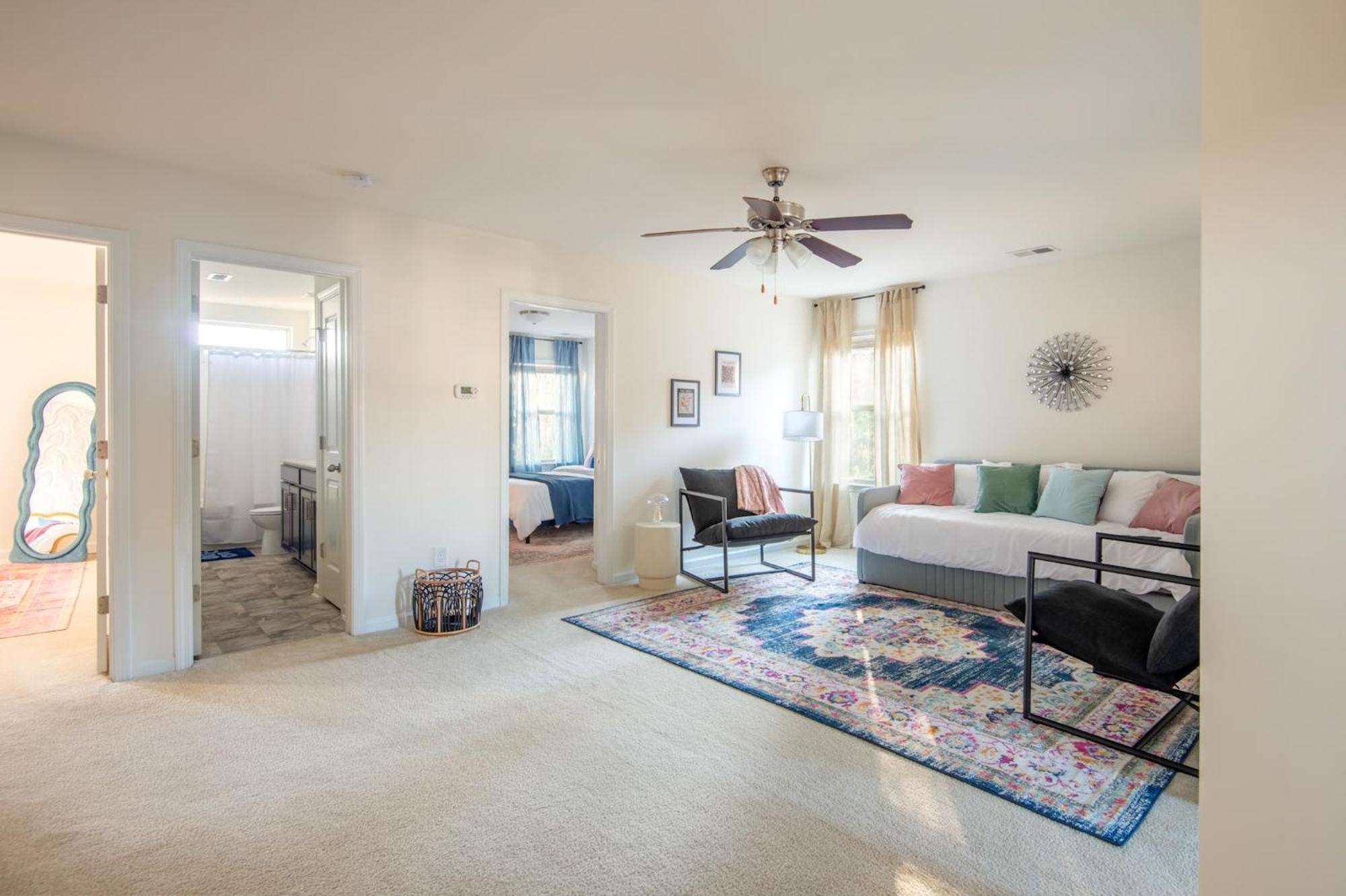 Villa Near Clt Airport - 4Bd - Backyard - Balcony à Charlotte Extérieur photo